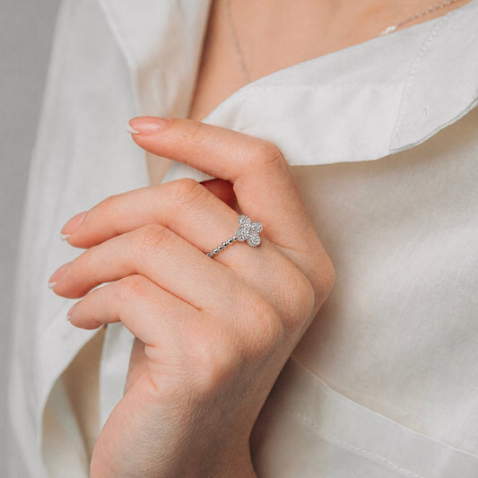 Clover Zirconia Ring — 925 Sterling Silver — 549
