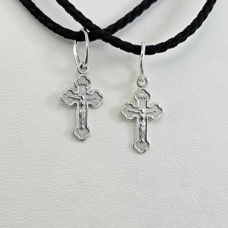 Petite Silver Cross Pendant in 925 sterling silver