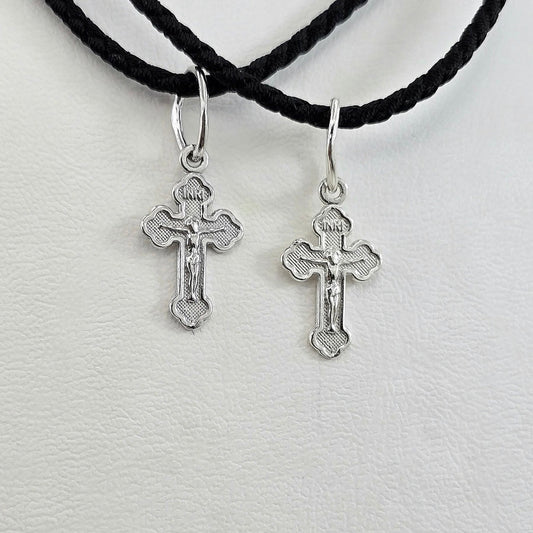 Petite Silver Cross Pendant in 925 sterling silver